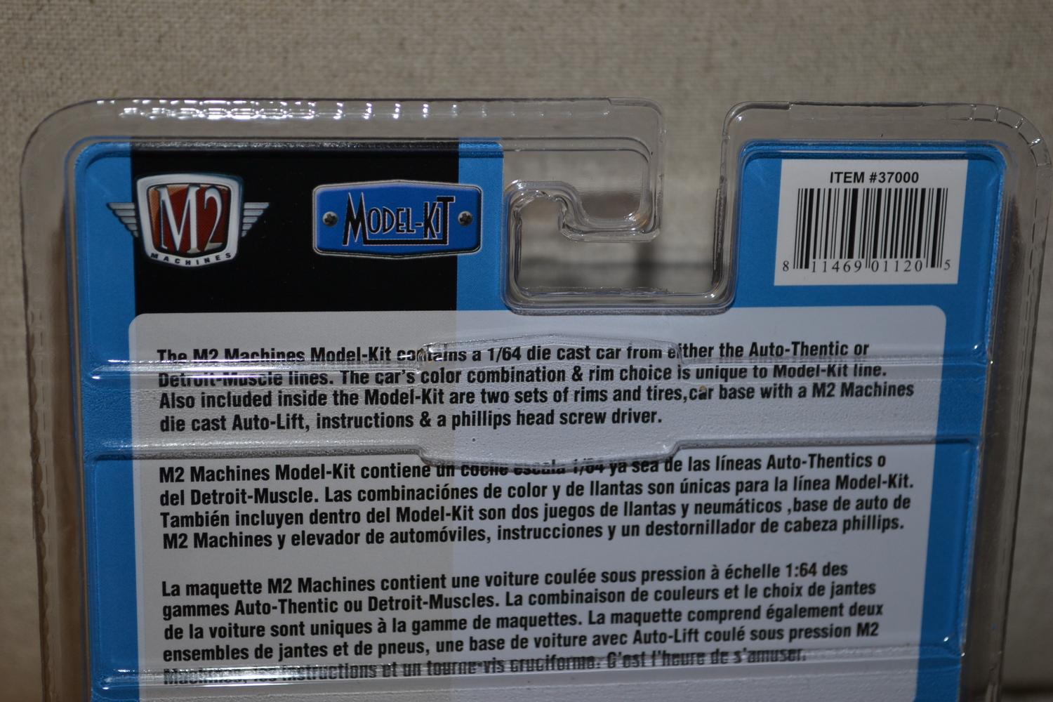 1967 Dodge A100 Blå 1:64 M2 Machines Modelkit 39 (Skruvmejsel/Tillbehör) 7cm Ny