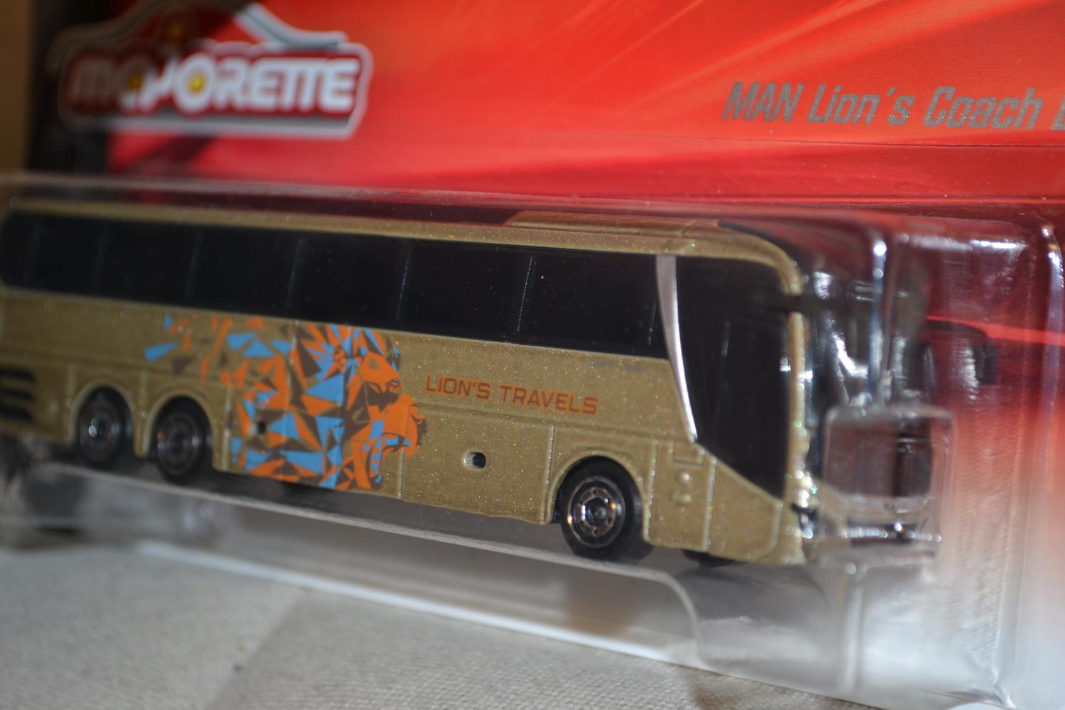 Man Lion's Coach L Guld Buss Ca 1:64 Majorette 14cm Ny
