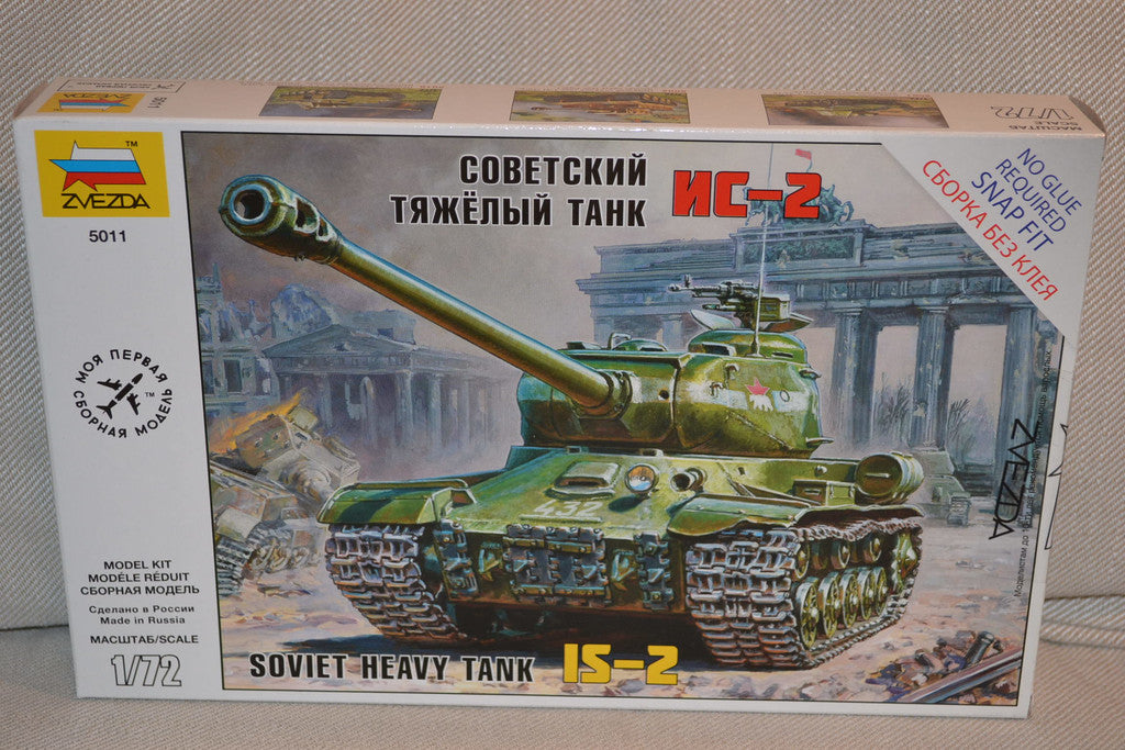 IS-2 Stalin Heavy Tank WWII Soviet 1:72 Zvezda (ZV5011) Pans