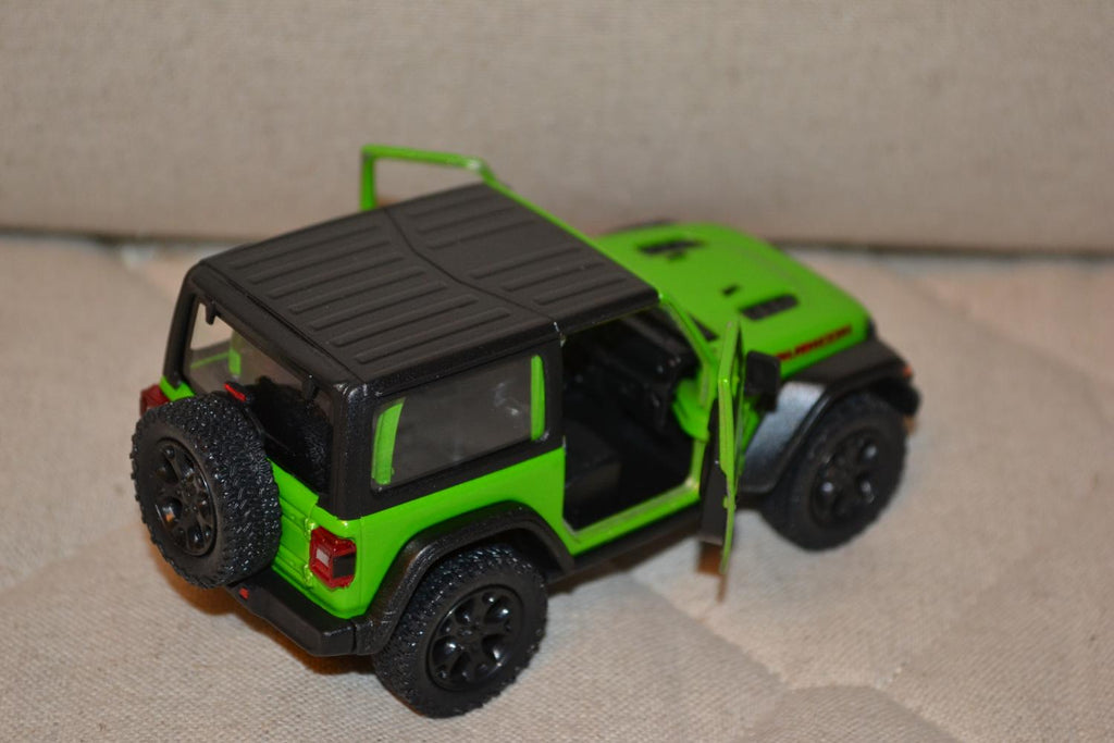 Grön Jeep Wrangler Rubicon Hard Top 2017 1:34 Kinsmart 13cm Ny