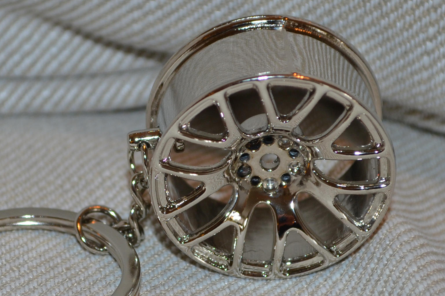 Fälg Hjul (Nyckelring) Mini Krom/Metall Styling 3,5cm Ny