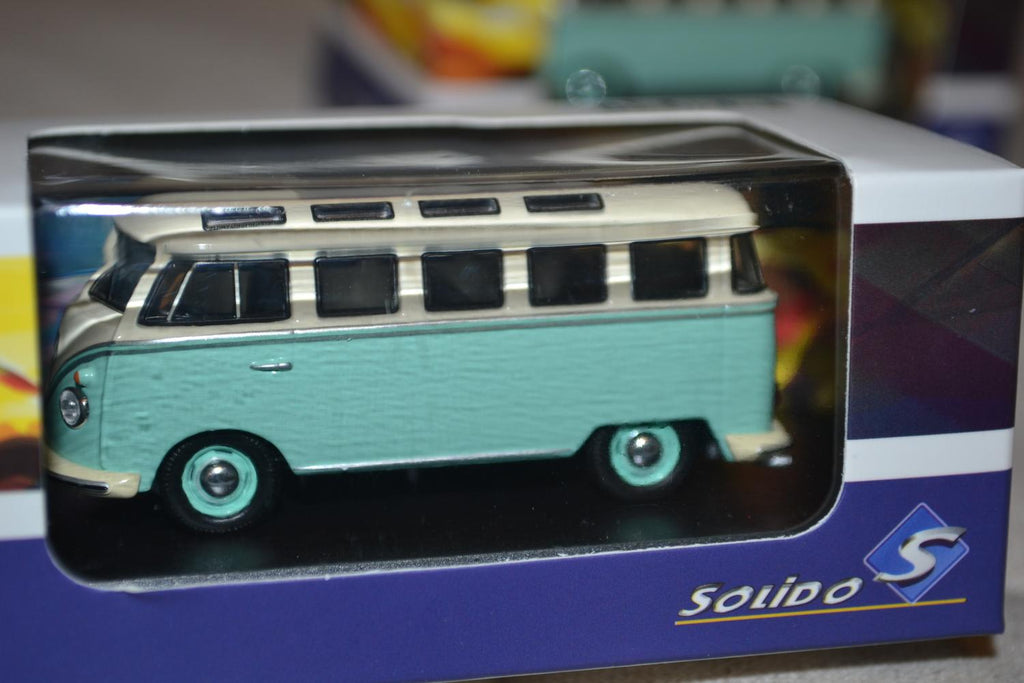 Volkswagen Type 2 T1 Folkbuss Vit/Blå 1:64 Solido 6,5cm Ny