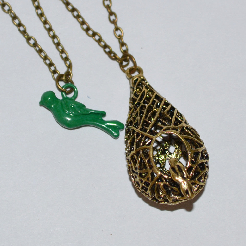 Grön Fågel m. Bur, Mode Halsband Brons Ny