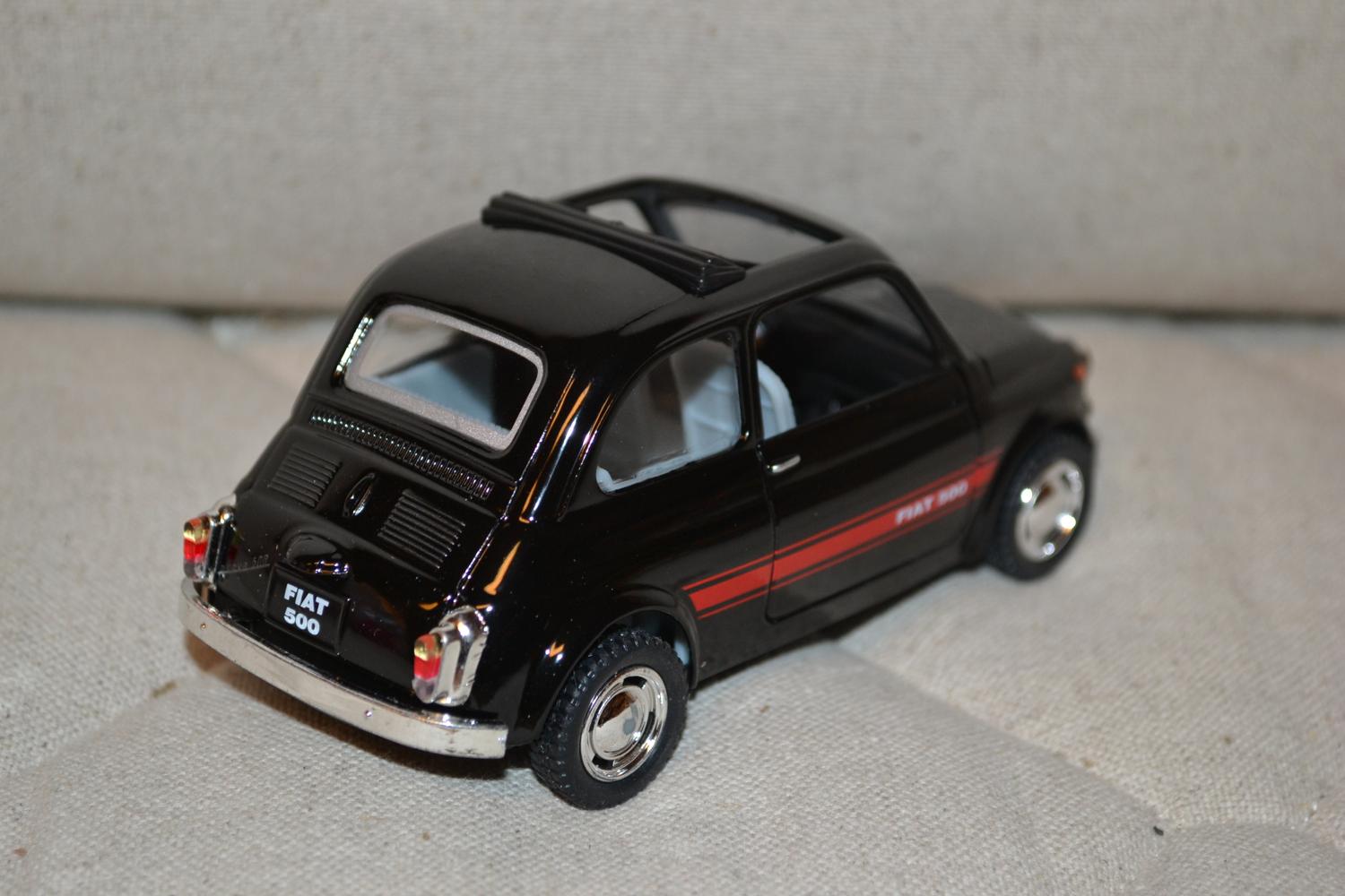 Svart Fiat 500 1960 1:24 Kinsmart 12cm Ny