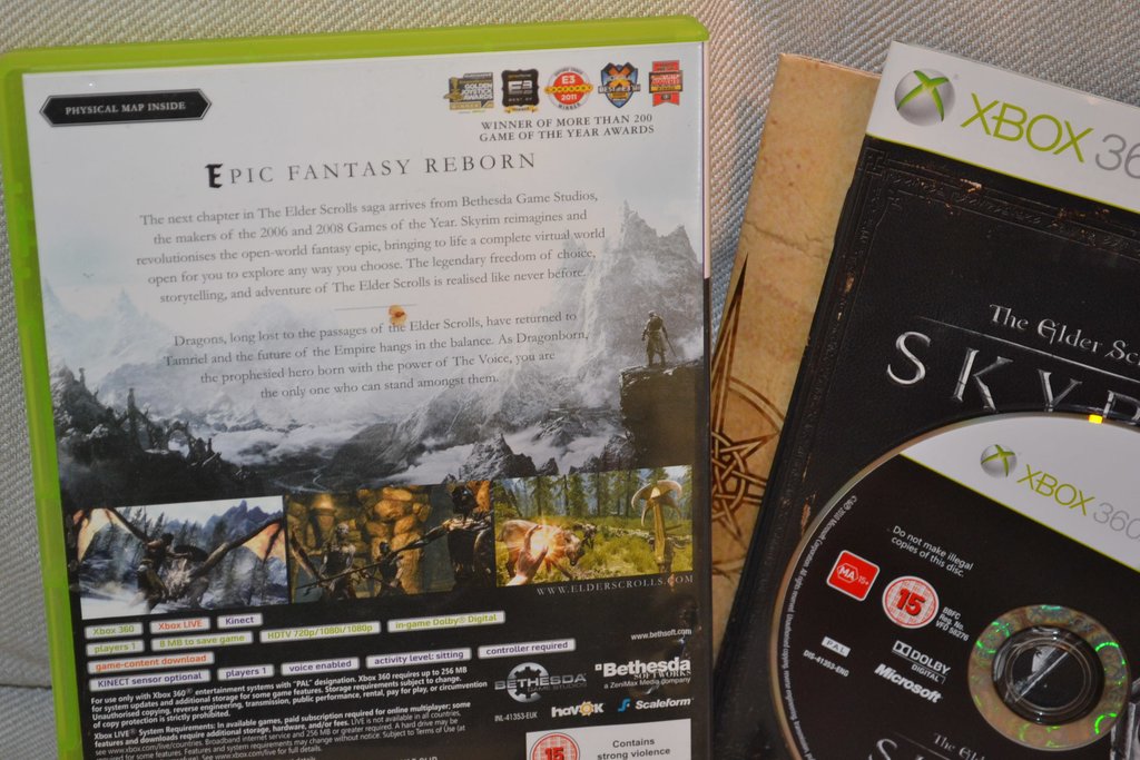 Elder Scrolls V: Skyrim + KARTA Xbox 360 Komplett Fint Skick