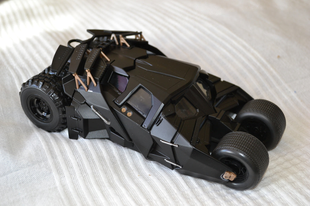 The Dark Knight Batmobile 1:24 Jada Toys (2008 Svart) Batman