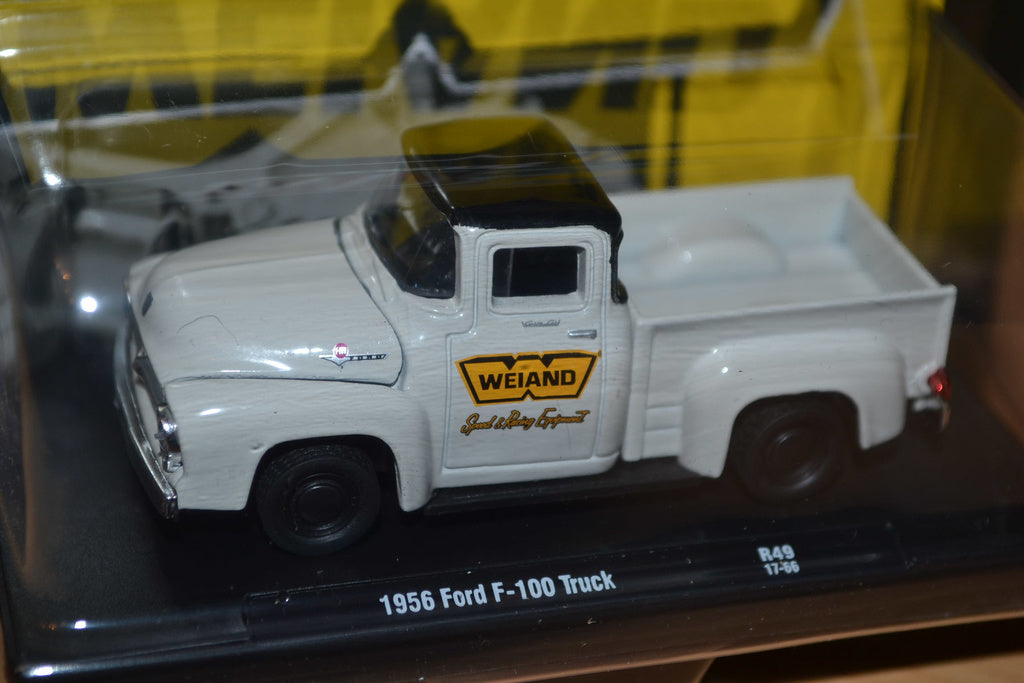 1956 Ford F-100 Truck Creme Vit 1:64 M2 Machines (Auto-Drivers 49) Ny
