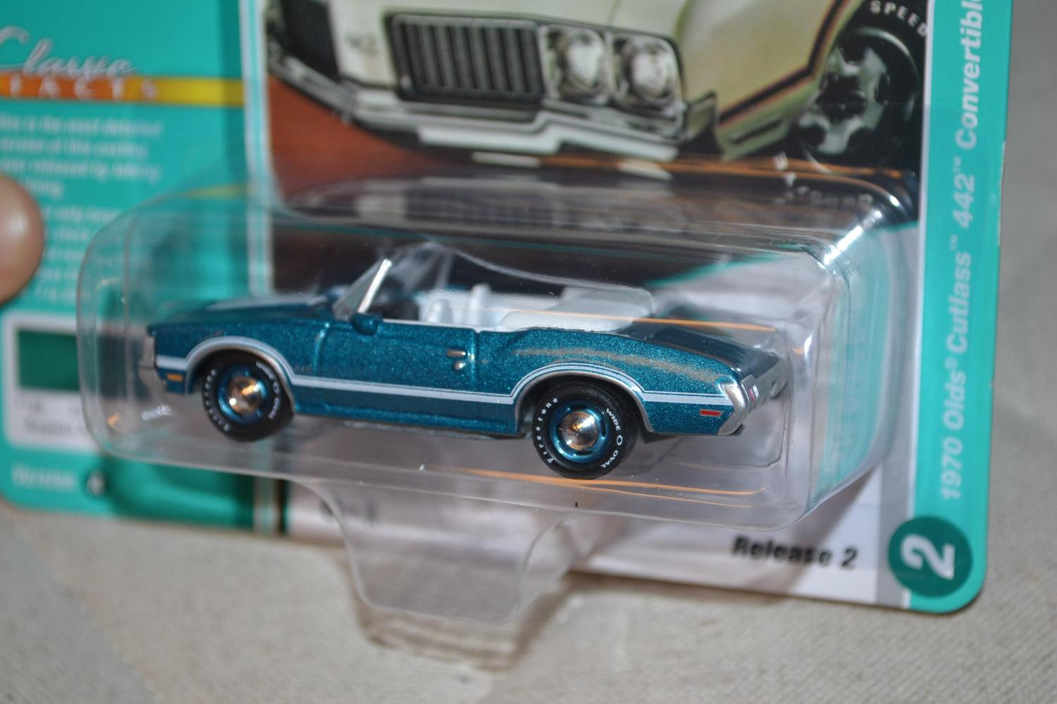 1970 Olds Cutlass 442 Convertible Blå 1:64 Johnny Lightning Gold 22A 7cm Ny