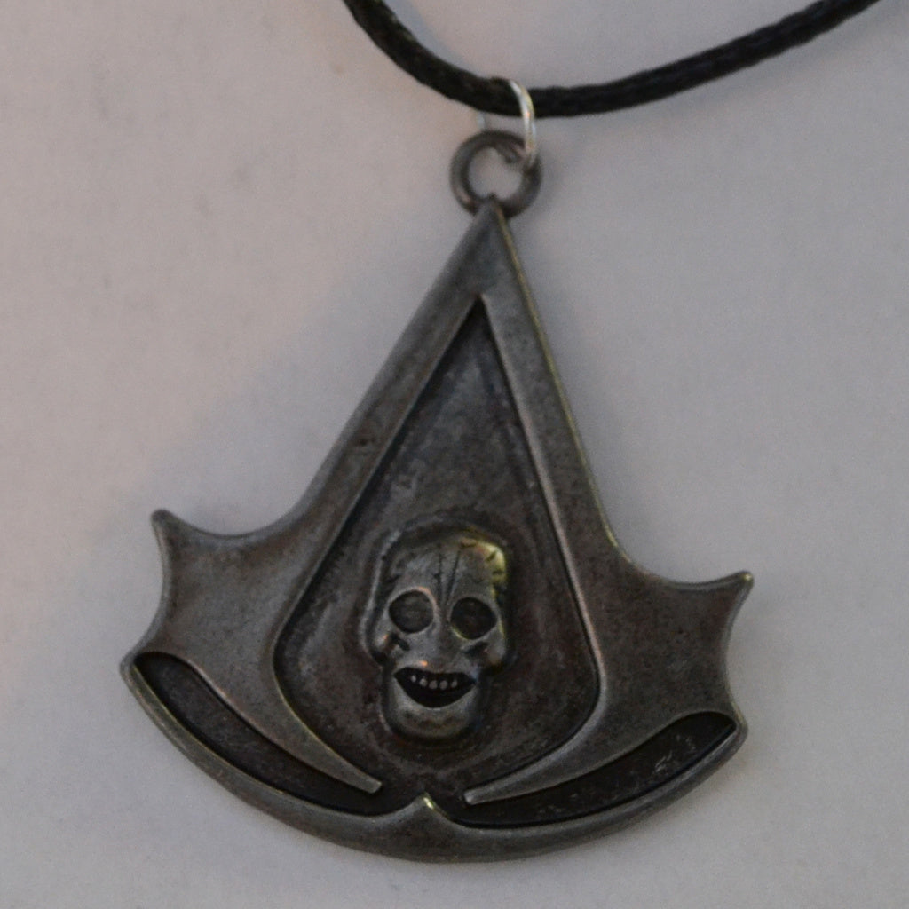 Assassin's Creed Brotherhood m. Döskalle Logo Stilren Halsba