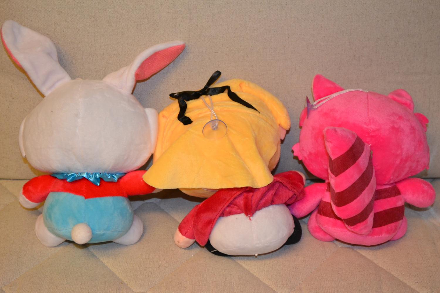 Alice i Underlandet 3st Mjukis Plushie (Katten, Kaninen & Alice) 20cm Ny