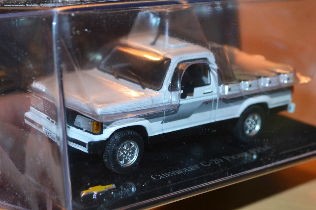 Chevrolet C-20 fr. 1994 Pickup Vit/Svart 1:43 DeAgostini Ny