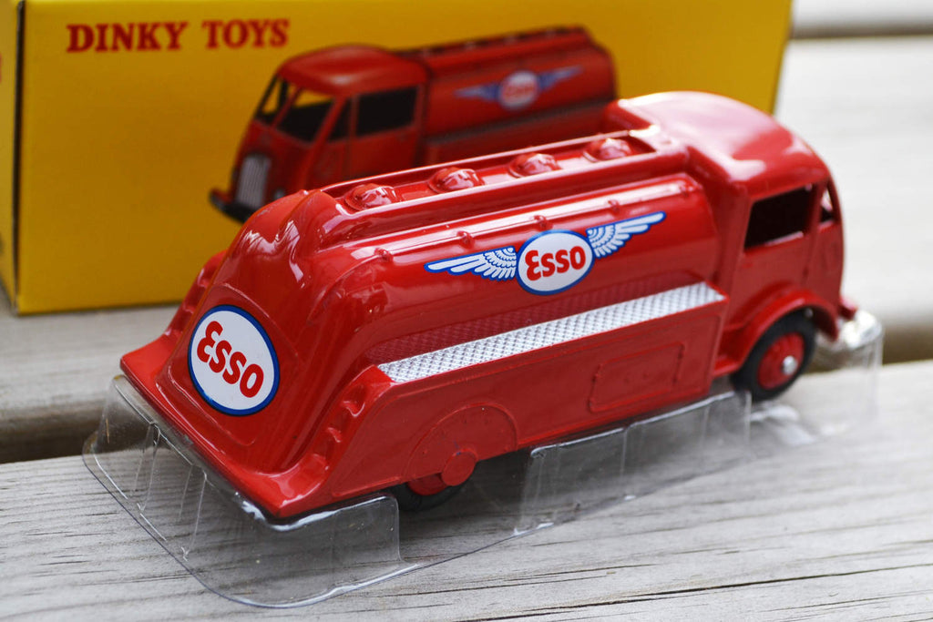 Ford Citerne "Esso" Röd Tankbil 1:43 DeAgostini (Retro Dinky) Plåt Ny