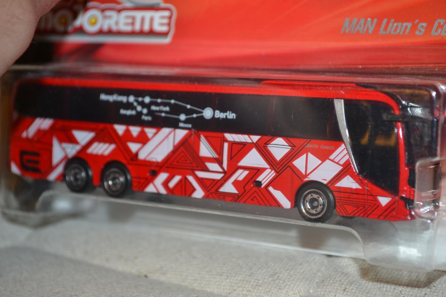 Röd MAN Lion's Coach L Buss Ca 1:64 Majorette 14cm Ny