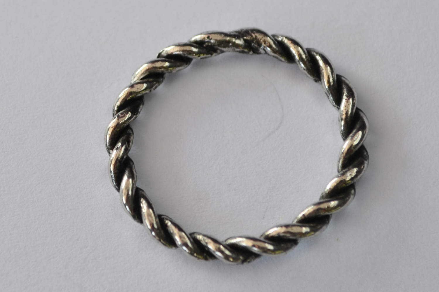 Jorvik Twist Ring Klassisk Viking (Tenn Handgjord) Smycke Ny