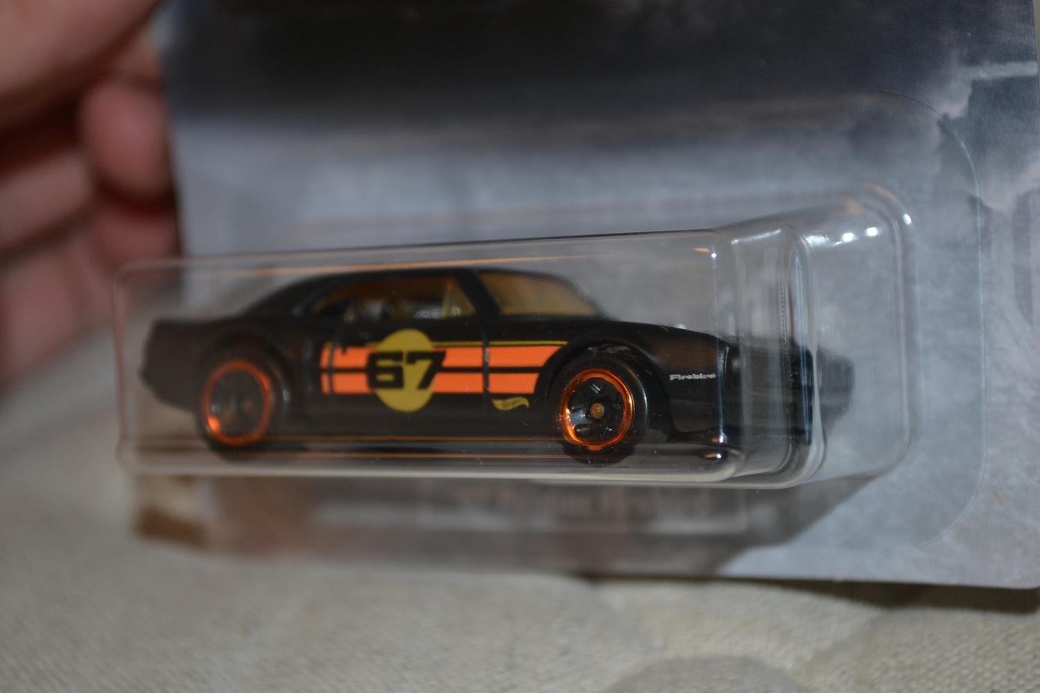 1967 Pontiac Firebird Svart Hot Wheels 1:64 (Stars & Stripes USA) 7-8cm Ny