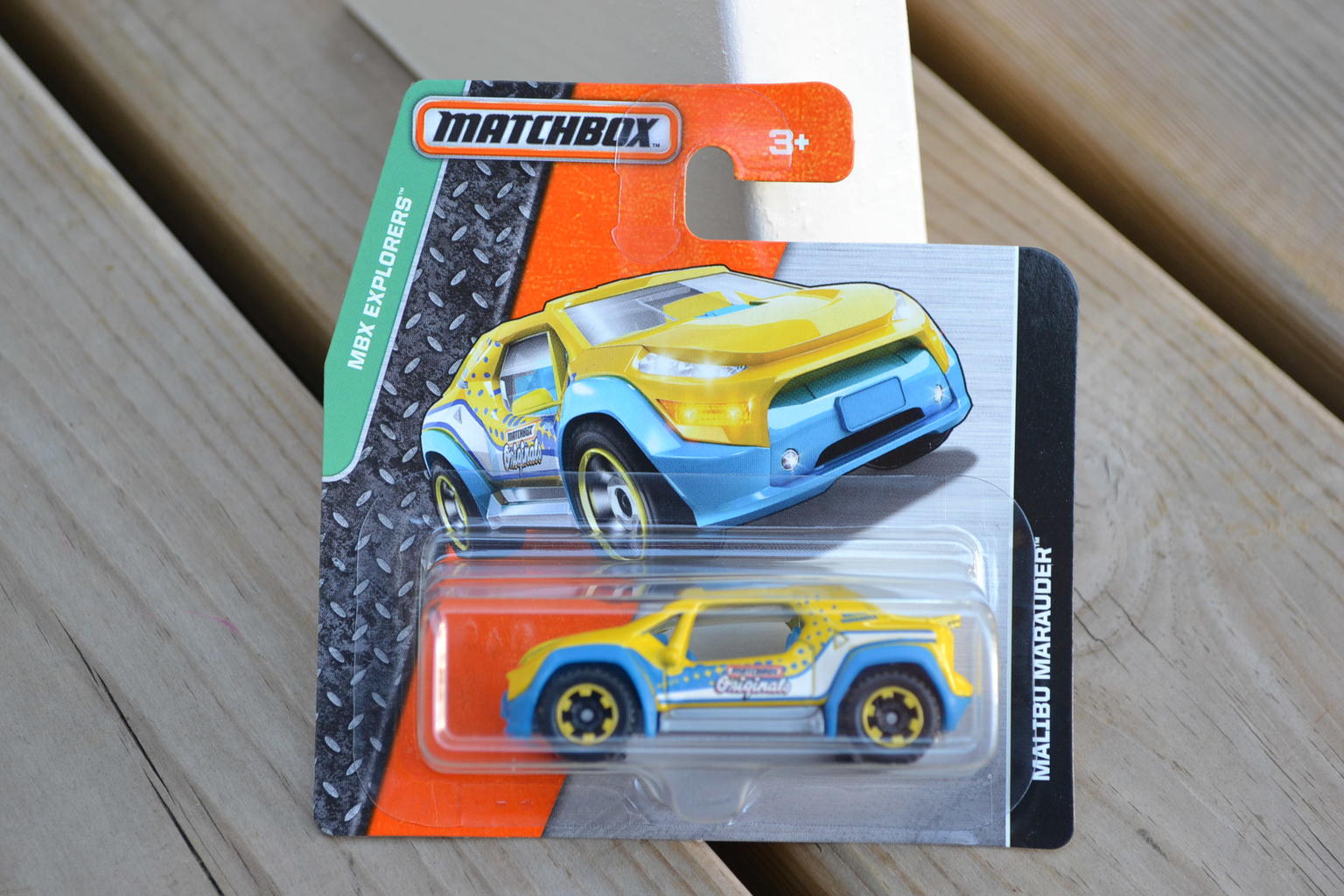 Malibu Marauder Matchbox (2015) MBX Explorers Gul/Blå Metall